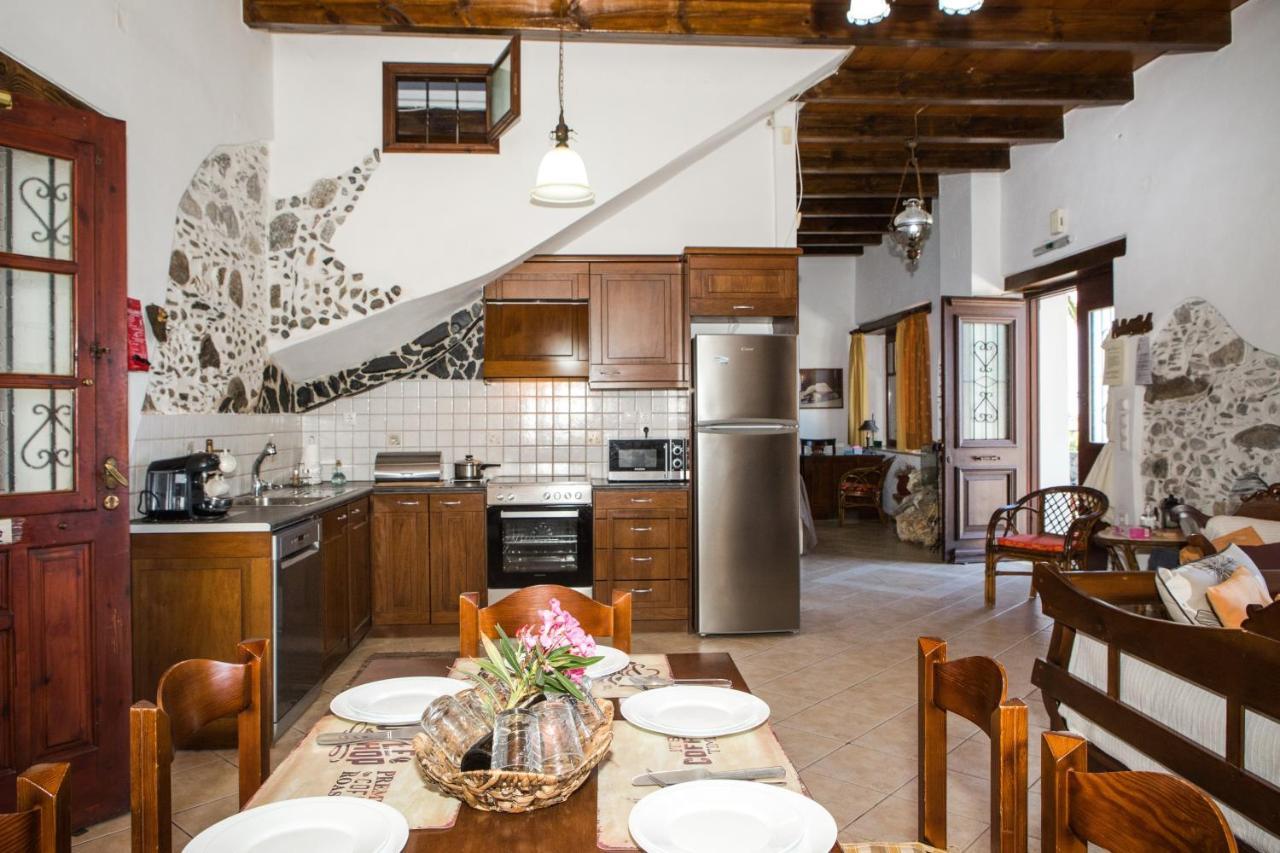 Pericles Villa *